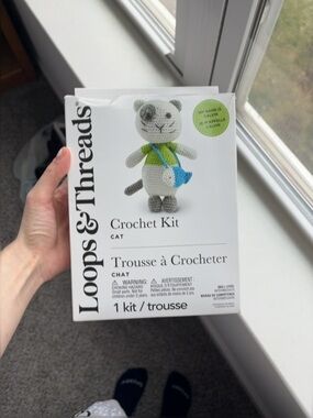 Loops & Threads Green and Blue Crochet Kit - Cat